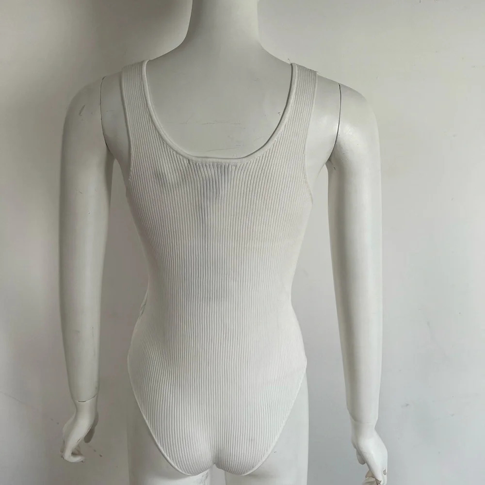 NWT Happily Gray Women’s M Ribbed Tank Top Snap Bodysuit White V-Neck - Picture 3 of 6